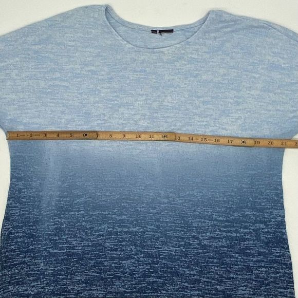 Blue Gradient Ombré Pullover Knit Sweater Womens Large - Picture 9 of 9